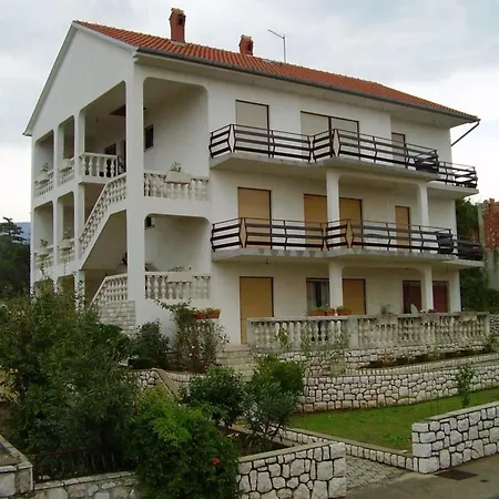 Ferienwohnung In Mit Grill, Garten Und Terrasse - B58597 * Novi Vinodolski